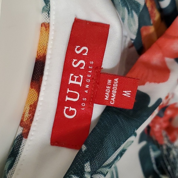 Guess floral tank top, with adjustable strap, took tags off, never worn. - Picture 3 of 3